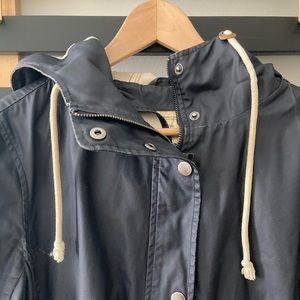 Navy GAP raincoat
